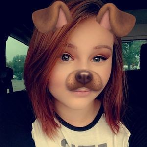 Meet your Posher, Alexandrea